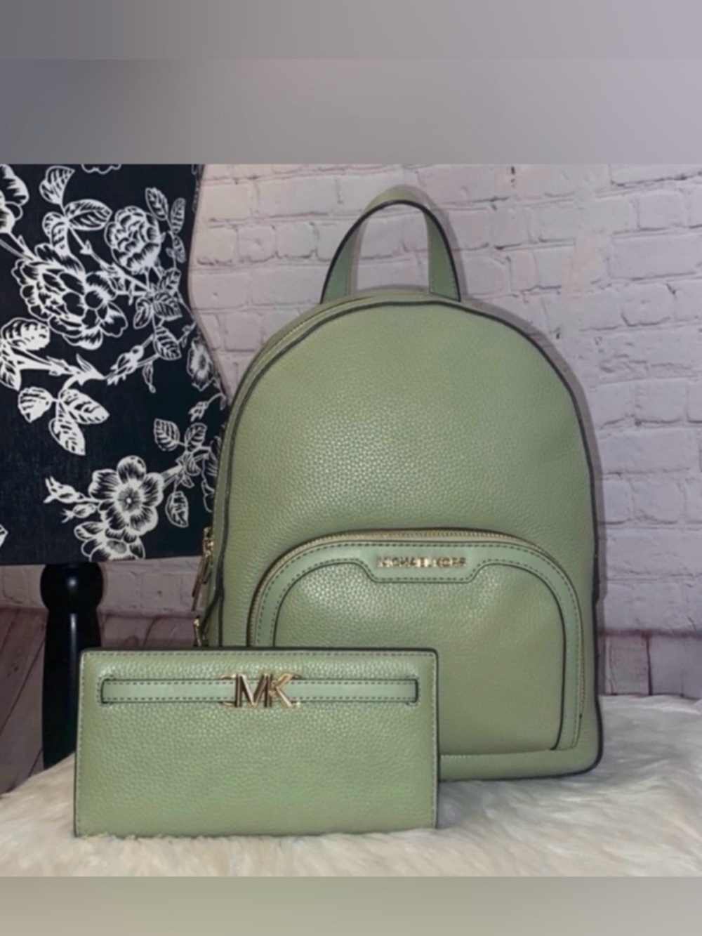Michael Kors JAYCEE Medium Zip Pocket Backpack/Lg REED Snap Wallet 2pc Set